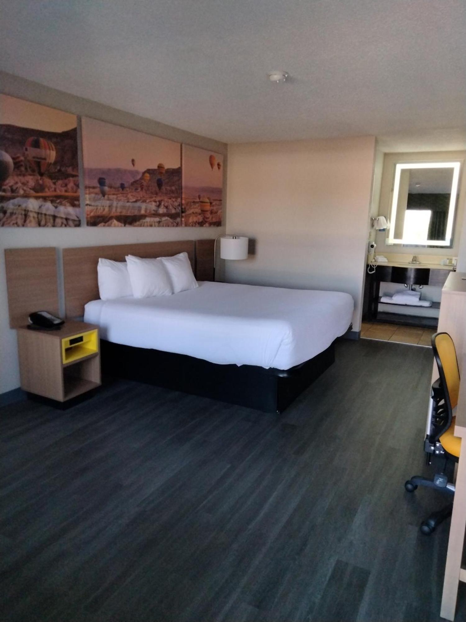Days Inn & Suites By Wyndham Albuquerque North Exterior foto